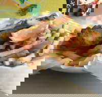 Burleigh Heads Fishmongers - Sunshine Coast Tourism