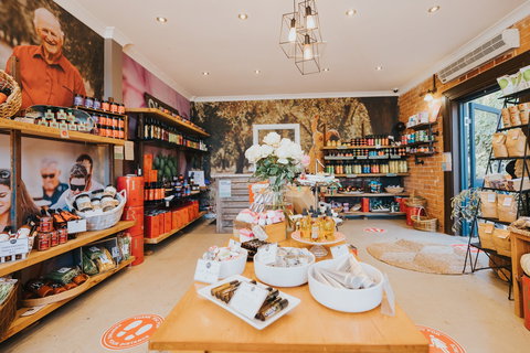 Rich Glen Provedore - Sunshine Coast Tourism 0