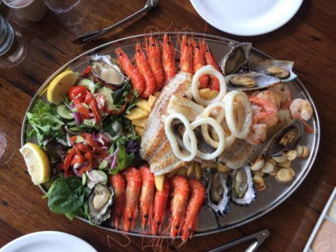 Zac's Place - Sunshine Coast Tourism 1