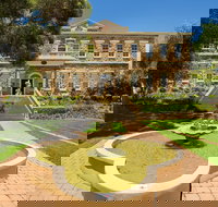 1847 Chateau Yaldara - Sunshine Coast Tourism