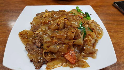 Black Hill Hotel - Holiday Sunshine Coast 0