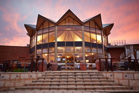 Lyndoch Hill Restaurant - Sunshine Coast Tourism 0