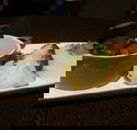 Reflection's - Sunshine Coast Tourism