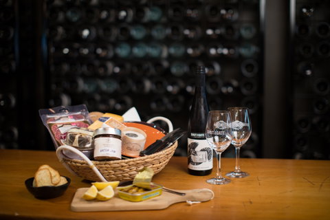Shut The Gate Wines - Sunshine Coast Tourism 0