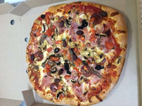 Al Taglio Woodfire Pizzeria - Sunshine Coast Tourism 0