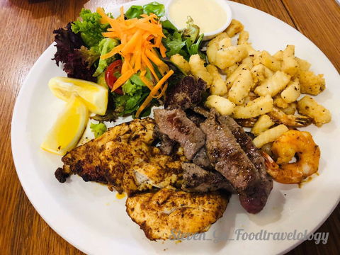 Cafe Matto - Sunshine Coast Tourism 0