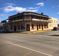 Harts Takeaway/Junction Hotel Peterborough - Sunshine Coast Tourism