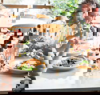 Lorne Hotel - Sunshine Coast Tourism