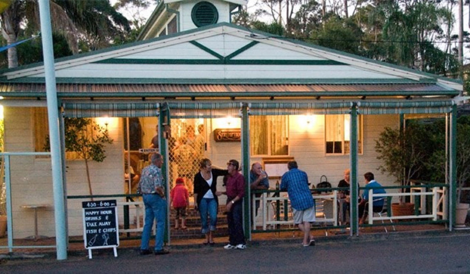 Sunshine Bay NSW Holiday Sunshine Coast