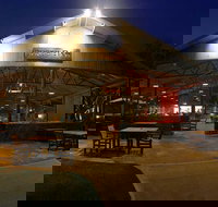 The Dusty Bar and Grill - Sunshine Coast Tourism