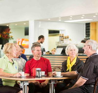AIS cafe - Holiday Sunshine Coast