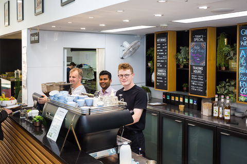 AIS Cafe - Sunshine Coast Tourism 1