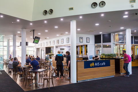 AIS Cafe - Sunshine Coast Tourism 2