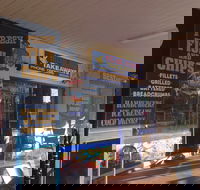 Village Seafood - Holiday Sunshine Coast