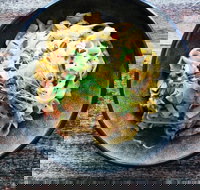 Beach Cafe - Labrador - Sunshine Coast Tourism