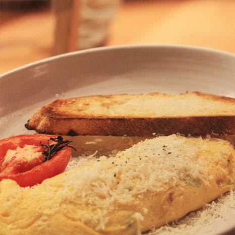 Caffe Cherry Beans - Ashfield - Holiday Sunshine Coast 0