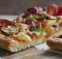 Domino's - Holt - Holiday Sunshine Coast