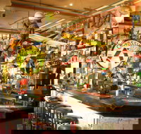 Friend in Hand Hotel - Sunshine Coast Tourism