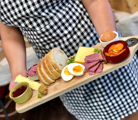 Limestone Coast Pantry - Holiday Sunshine Coast 2