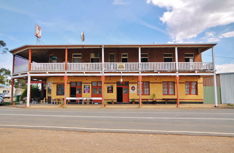 Railway Hotel Bribbaree - Sunshine Coast Tourism 1