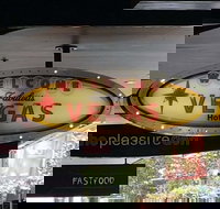 The Vegas Hotel - Sunshine Coast Tourism