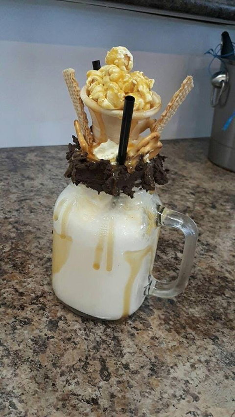 Breeze Bistro - Holiday Sunshine Coast 0