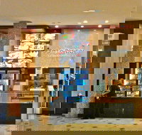 Hardimans Hotel - Holiday Sunshine Coast