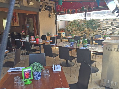 Inglewood Hotel - Holiday Sunshine Coast 0