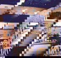 Magic Momo Kafe - Sunshine Coast Tourism