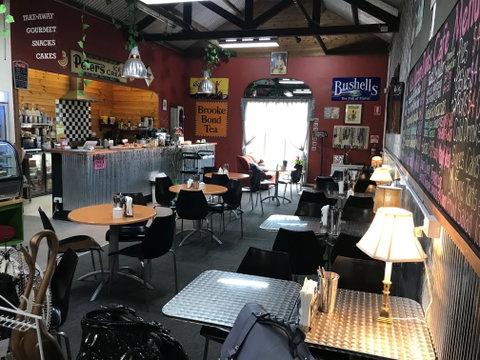 Mai's Kitchen Rules Cafe - Sunshine Coast Tourism 0