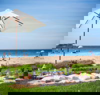 Picnic by the Sea - Holiday Sunshine Coast
