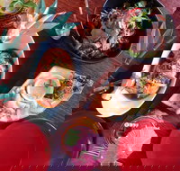 Thai and Rani - Sunshine Coast Tourism