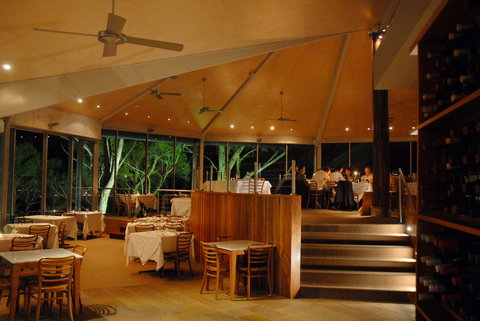 Chris's Restaurant - Holiday Sunshine Coast 1