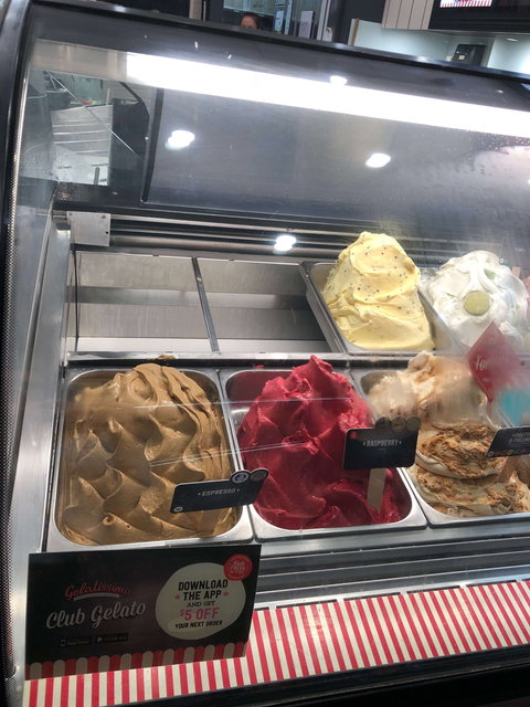 Gelatissimo Mooloolaba - Holiday Sunshine Coast 0