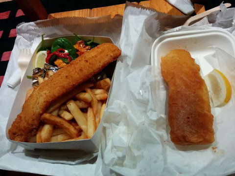 Tathra Seafood - Holiday Sunshine Coast 0