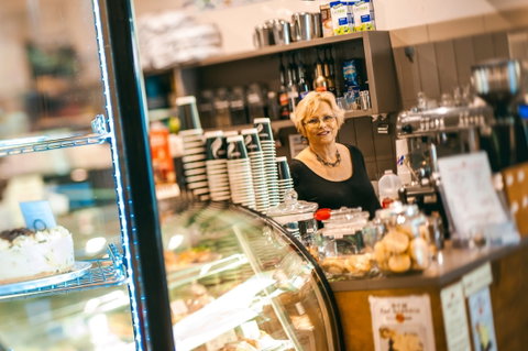 Coffee Shots - Sunshine Coast Tourism 0