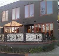Enrik's - Holiday Sunshine Coast