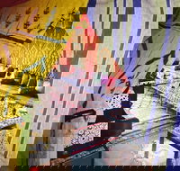 Front Gallery  Cafe - Holiday Sunshine Coast