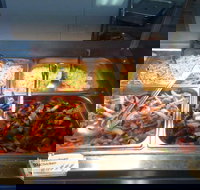 Hackham Pizza Pan - Sunshine Coast Tourism