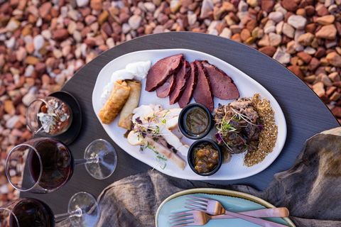 Saltbush Restaurant At DoubleTree By Hilton Alice Springs - Holiday Sunshine Coast 2