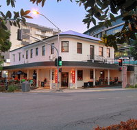 The Royal - Holiday Sunshine Coast