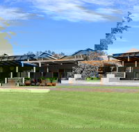 Two Rivers Wines - Holiday Sunshine Coast
