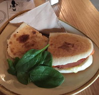 Alexander's Cafe - Holiday Sunshine Coast