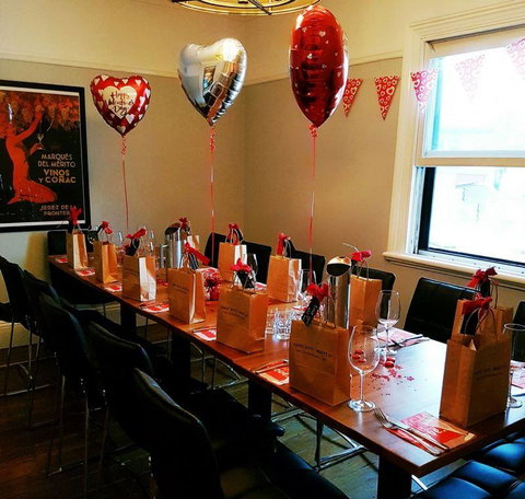 Charlie Noble Cafe - Sunshine Coast Tourism 7