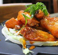 Magnums Bistro - Holiday Sunshine Coast