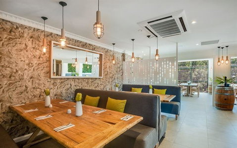 Palki Restaurant - Holiday Sunshine Coast 4