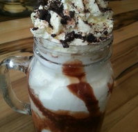 Rhyme St Cafe - Holiday Sunshine Coast