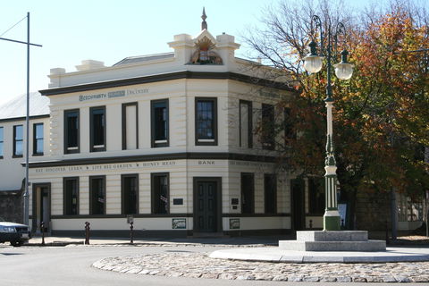 Beechworth Honey Garden - Sunshine Coast Tourism 0