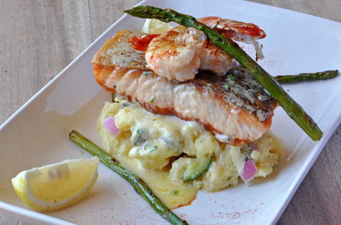 JB O'Reilly's - Holiday Sunshine Coast 0