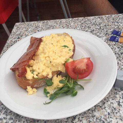 Augusta Bakery And Café - Holiday Sunshine Coast 0